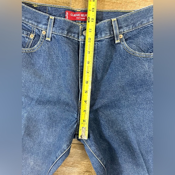 Vintage Levi’s 550 Classic Relaxed Medium Wash Jeans 12M, 90s High rise Classic - Picture 7 of 12